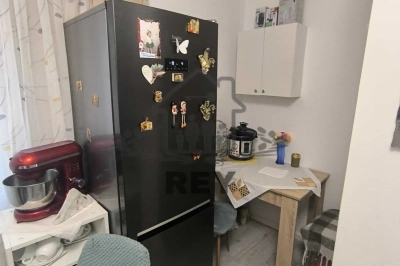 Apartament 3 camere, renovat complet, balcon și pivniță – Vasile Aaron