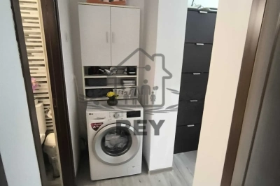 Apartament 3 camere, renovat complet, balcon și pivniță – Vasile Aaron