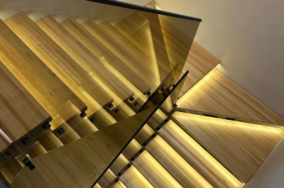 Balustrade sticlă și lemn