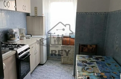 Apartament 3 camere decomandat, balcon, zonă verde – Valea Aurie, Sibiu