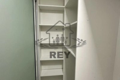 Se închiriază apartament cu 2 camere, situat în zona centrală a municipiului Sibiu, într-un bloc nou