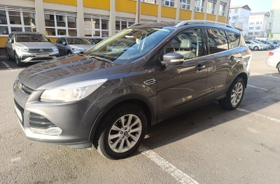 Ford Kuga 1.5 EcoBoost 150 CP Benzina Manuala 2016 | Keyless | Navigatie | Climatronic
