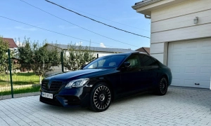 Mercedes-Benz S400 4Matic AMG Line 2019 340 CP|en|Mercedes-Benz S400 4Matic AMG Line