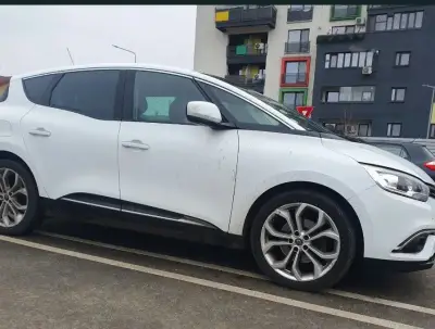 Renault Scenic 2019 impecabil- distributie lant|en|Renault Scenic 2019 impeccable - t