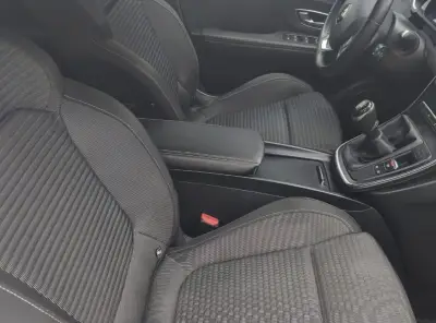 Renault Scenic 2019 impecabil- distributie lant|en|Renault Scenic 2019 impeccable - t