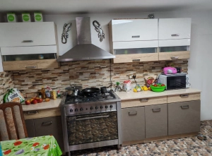 Casa / Pensiune mobilata Tauti de Sus langa Baia Mare 273 mp|en|Furnished house / gue