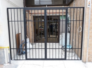 Grilaje Metalice Bucuresti - Geamuri si Ferestre - Pret Mic|en|Metal Grilles Buchares