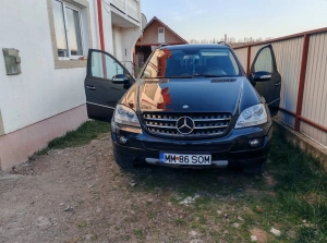 Mercedes-Benz ML SUV 4x4 in Sighetu-Marmatiei, Maramures|en|Mercedes-Benz ML SUV 4x4
