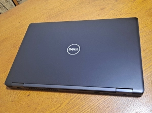  Vand laptop gaming Dell Latitude 5580--i5-7440HQ--8 GB ddr4 RAM--NVIDIA 940MX--240 GB SSD NVM