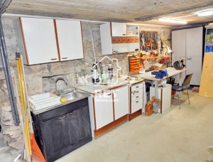 Casă de vacanță / Pensiune Rășinari | 5 camere | teren 737 mp | mobilată |en|Holiday