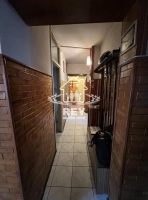 Apartament 4 camere decomandat, 4 balcoane, etaj 1, zona Bâlea Central Sibiu|en|Detac
