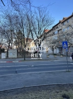 Apartament 4 camere decomandat, 4 balcoane, etaj 1, zona Bâlea Central Sibiu|en|Detac