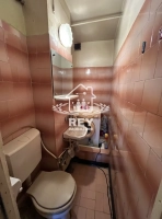 Apartament 4 camere decomandat, 4 balcoane, etaj 1, zona Bâlea Central Sibiu|en|Detac