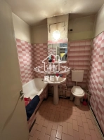 Apartament 4 camere decomandat, 4 balcoane, etaj 1, zona Bâlea Central Sibiu|en|Detac