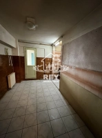 Apartament 4 camere decomandat, 4 balcoane, etaj 1, zona Bâlea Central Sibiu|en|Detac