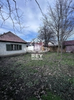 Teren intravilan 568 mp Lazaret Sibiu cu casa|en|Urban land 568 sq m Lazaret Sibiu wi