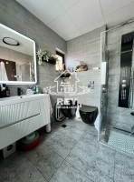 Casă vilă de vânzare Șelimbăr Sibiu 6 camere, teren 863 mp, garaj, ideală 2 familii|en