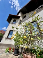 Casă vilă de vânzare Șelimbăr Sibiu 6 camere, teren 863 mp, garaj, ideală 2 familii|en