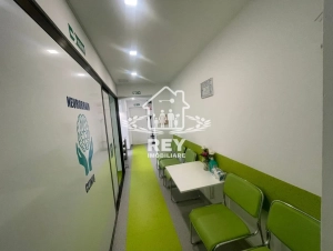Spațiu comercial de vânzare Sibiu central 80 mp, parter, 5 camere, ideal cabinet sau biuri