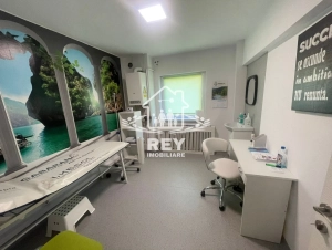 Spațiu comercial de vânzare Sibiu central 80 mp, parter, 5 camere, ideal cabinet sau biuri