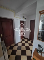 Apartament 3 camere Cisnădie central, etaj 2, decomandat, mobilat, 46 mp|en|3-om ap