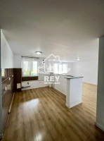 Apartament 3 camere Sibiu Rahovei, 81 mp, etaj 2, 2 balcoane, parcare|en|3-om apart