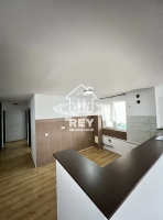 Apartament 3 camere Sibiu Rahovei, 81 mp, etaj 2, 2 balcoane, parcare|en|3-om apart