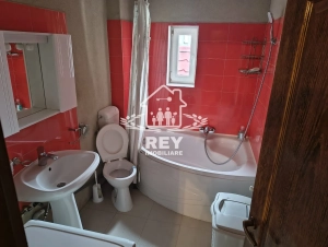 Apartament 3 camere Sibiu Terezian mansardă pe 2 niveluri, 70 mp, 2 băi|en|3-om apa