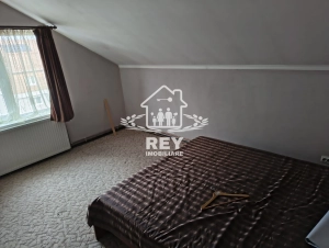 Apartament 3 camere Sibiu Terezian mansardă pe 2 niveluri, 70 mp, 2 băi|en|3-om apa