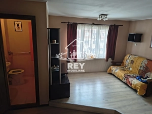 Apartament 3 camere Sibiu Terezian mansardă pe 2 niveluri, 70 mp, 2 băi|en|3-om apa