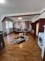 Apartament 3 camere Sibiu Luptei, 87 mp, mansardă, balcon, preț avantajos|en|3-om a