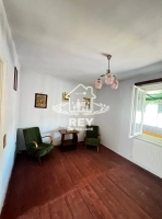 Casă de vânzare Sibiu Terezian, teren 468 mp, renovabilă, ideală investiție|en|House