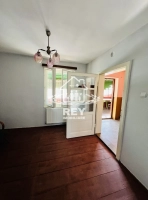 Casă de vânzare Sibiu Terezian, teren 468 mp, renovabilă, ideală investiție|en|House