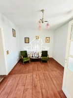 Casă de vânzare Sibiu Terezian, teren 468 mp, renovabilă, ideală investiție|en|House