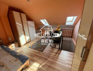 Apartament 3 camere 92 mp Ștrand Sibiu, pe 2 niveluri, parcare inclusă|en|3-om apar