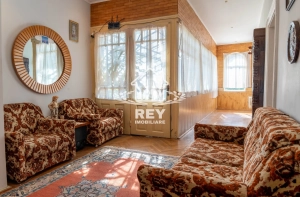 Casă cu teren 952 mp Terezian Sibiu, apape centru, ideal investiție|en|House with l