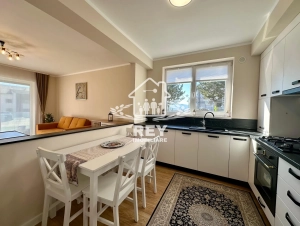Apartament 2 camere decomandat mobilat complet DaVinci Cristian Sibiu, parter|en|Full