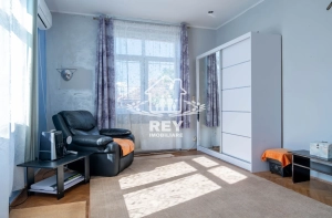Casă single 8 camere teren 952 mp Terezian Sibiu, apape de centru|en|Single house 8