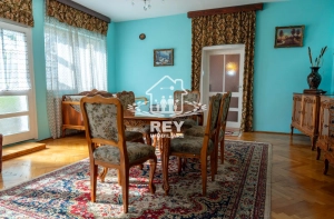 Casă single 8 camere teren 952 mp Terezian Sibiu, apape de centru|en|Single house 8