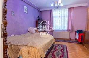 Casă single 8 camere teren 952 mp Terezian Sibiu, apape de centru|en|Single house 8