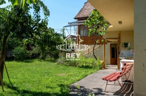 Casă single 8 camere teren 952 mp Terezian Sibiu, apape de centru|en|Single house 8