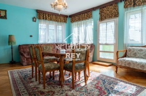 Casă single 8 camere teren 952 mp Terezian Sibiu, apape de centru|en|Single house 8