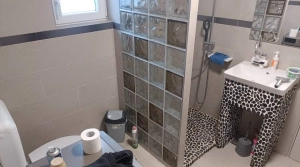 Casă renovată 2023 | 2 corpuri | teren 1000 mp | Tg. Mureș – Remetea|en|Renovated hou