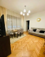 Apartament de închiriat pe calea Victoriei |en|Apartment for rent on Victoriei Street