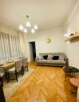 Apartament de închiriat pe calea Victoriei |en|Apartment for rent on Victoriei Street