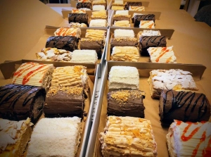 Prajituri de casa Paste Baia Mare | Cozonaci | Macans | Livrare Sighet &amp; Cluj|en