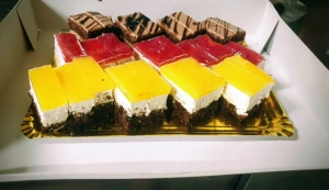 Prajituri de casa Paste Baia Mare | Cozonaci | Macans | Livrare Sighet & Cluj|en
