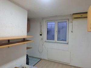Garsonieră renovată Baicului, etaj 4/4, 16 mp – zonă liniștită|en|Studio apartment fo