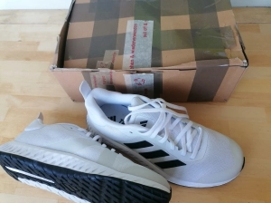 Adidas Everyset IF3200 pantofi sport albi unisex sala fitness training marimea 40 noi in cutie