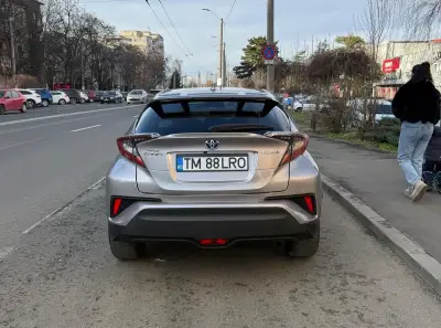 Toyota C-HR Hybrid 2019 – automat, 50.000 km, full, stare excelentă